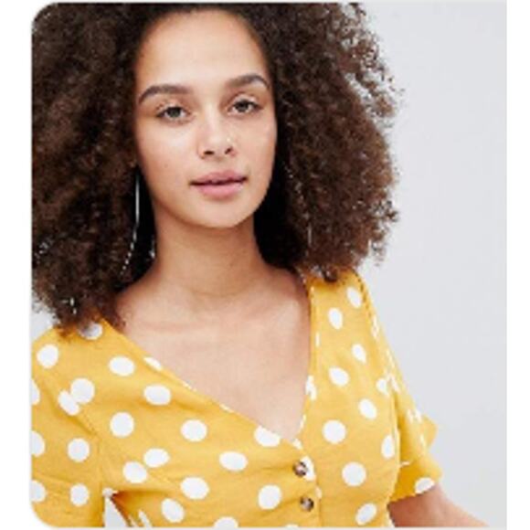 Bershka Tops - Bershka Mustard Yellow Polka Dot Top – Size Medium